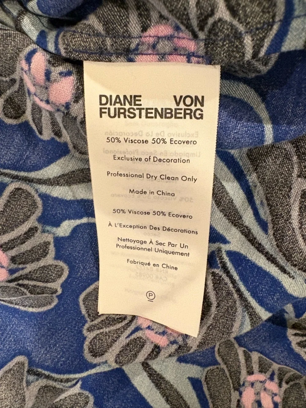 Diane von Furstenberg Alona blouse button down shirt sz M floral blue